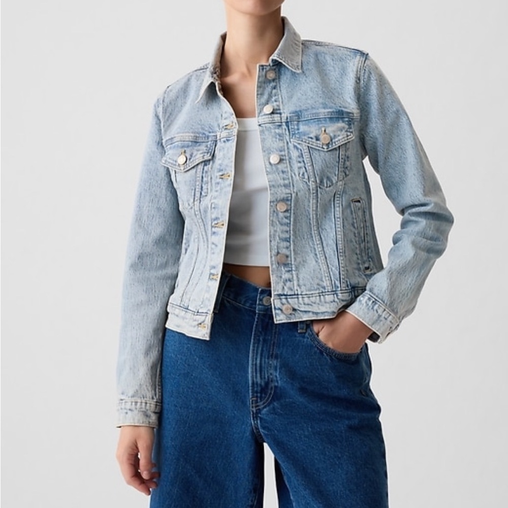 GAP Icon Denim jacket light wash NEW